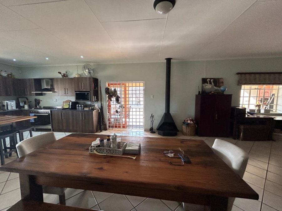 8 Bedroom Property for Sale in Swartruggens North West